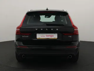 VOLVO XC60 Momentum