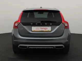 VOLVO V60 Cross Country Momentum