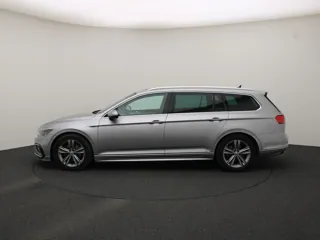 VOLKSWAGEN PASSAT B8 Elegance Business R