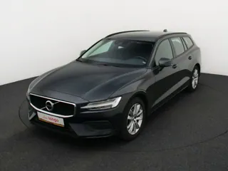 VOLVO V60 Momentum