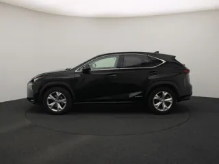 LEXUS NX300H Business Line