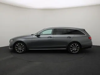 MERCEDES BENZ E220 Avantgarde