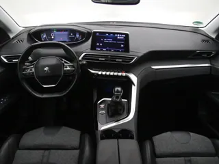 PEUGEOT 3008 Premium
