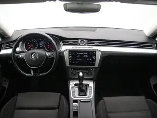 VOLKSWAGEN PASSAT B8 Comfortline