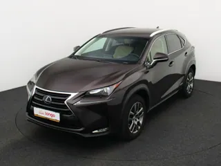 LEXUS NX300H Luxury Line
