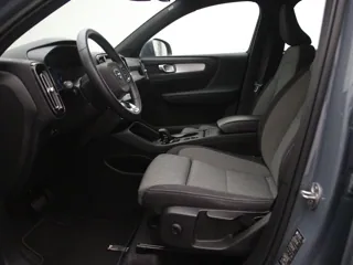 VOLVO XC40 Core