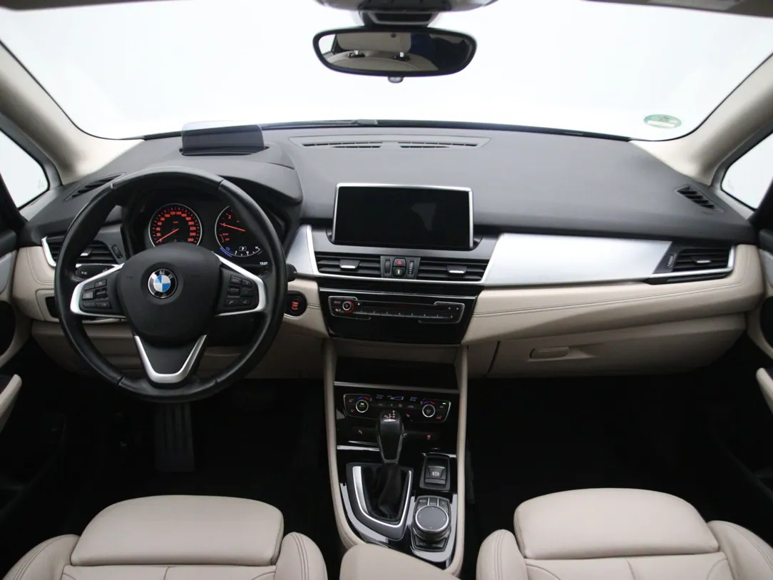 BMW 220 Active Tourer High Executive