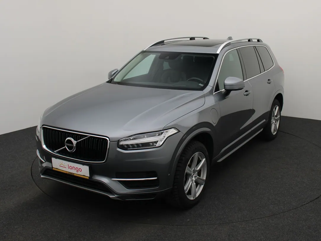 VOLVO XC90 Momentum