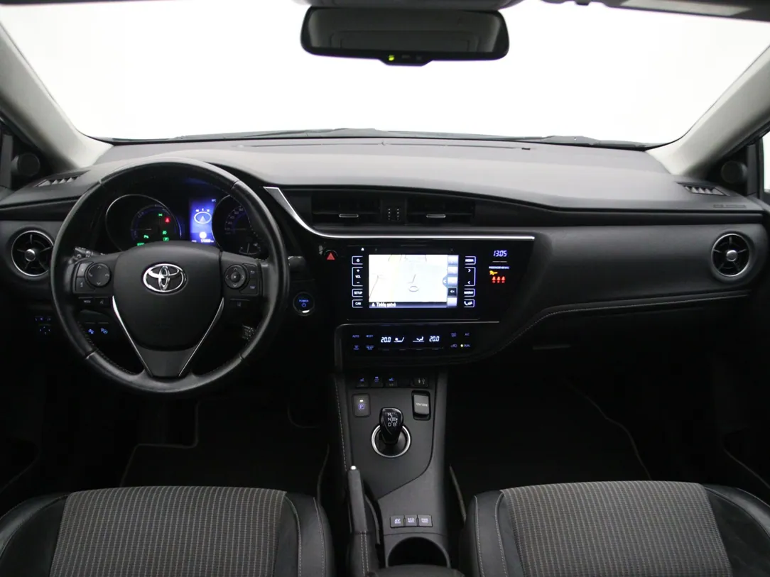 TOYOTA AURIS Business Edition