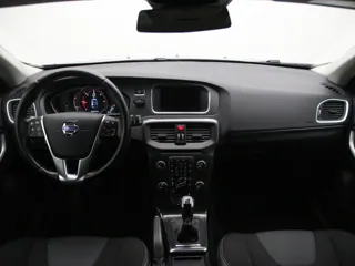 VOLVO V40 Momentum